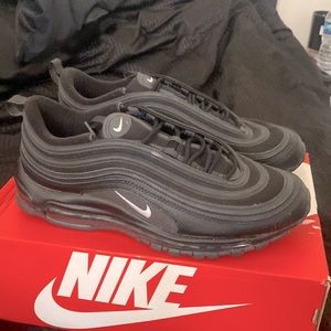 *NEW* Air Max 97 Black